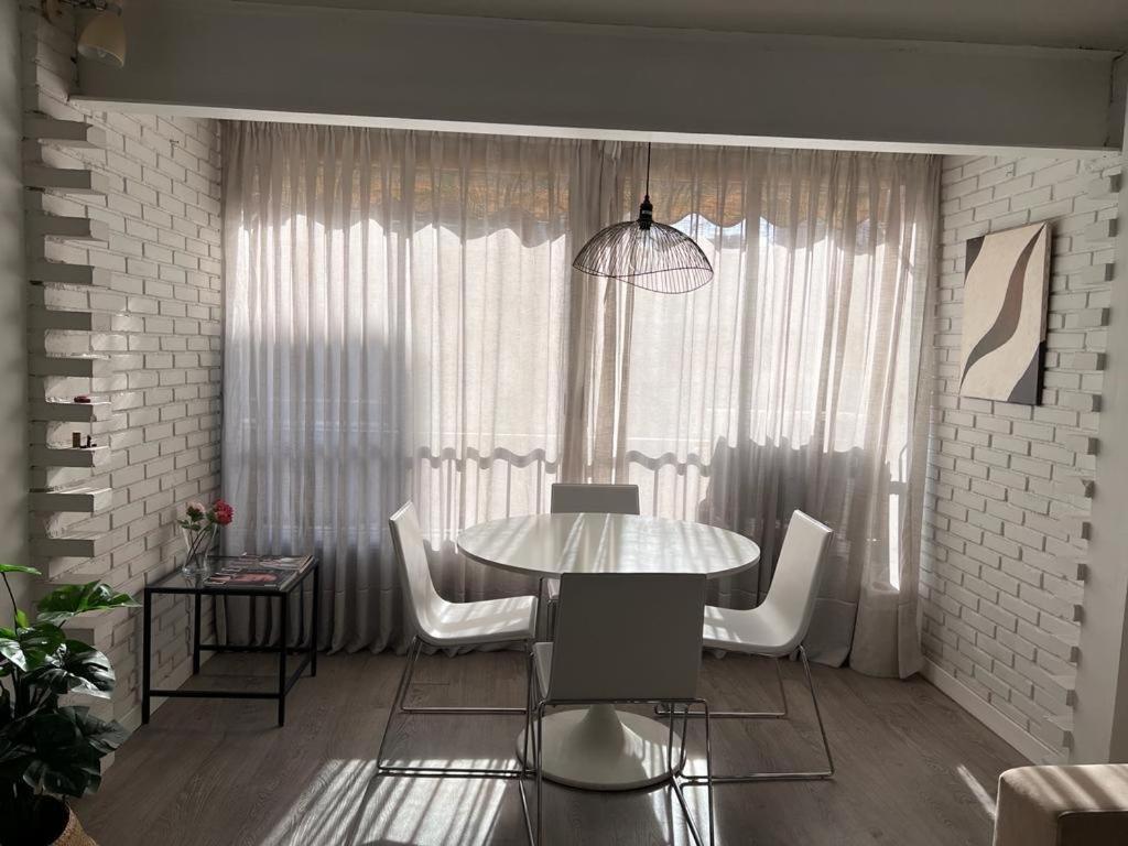 Ruzafa Beach Бенидорм Екстериор снимка